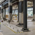Perkuatan struktur gedung existing untuk rencana beban tambahan dengan data lapangan yang rapi