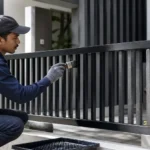 Aplikasi cat DTM water based pada pagar dan railing besi eksterior